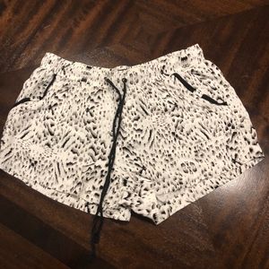Rewash Black, White and Gray Comfy Shorts